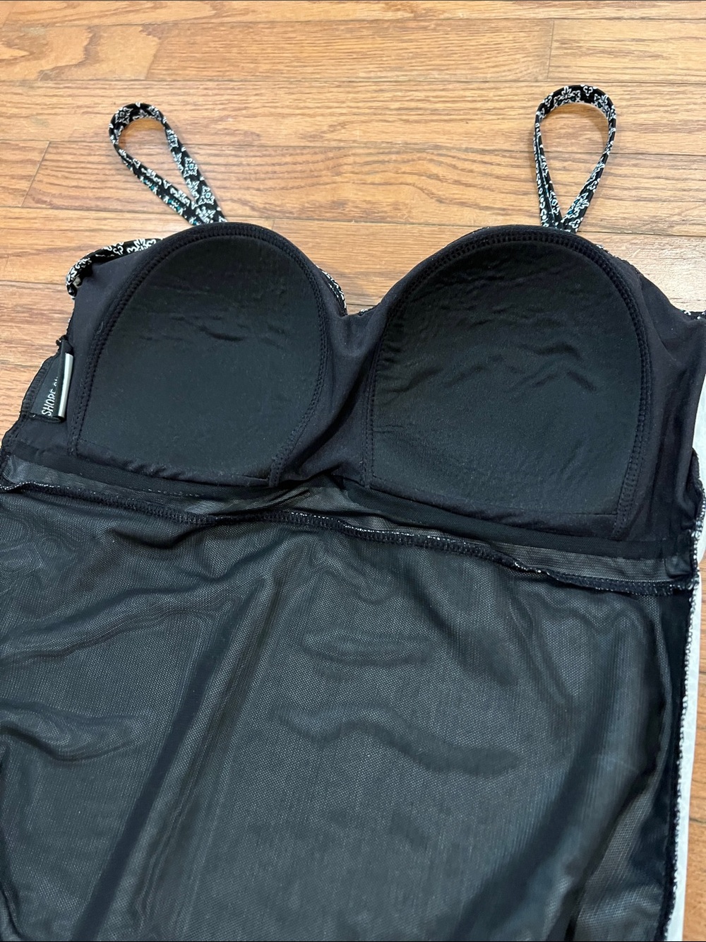 Shore Shapes One Piece Swimsuit Black White Floral Print Size 12 Tummy Control - Picture 12 of 12